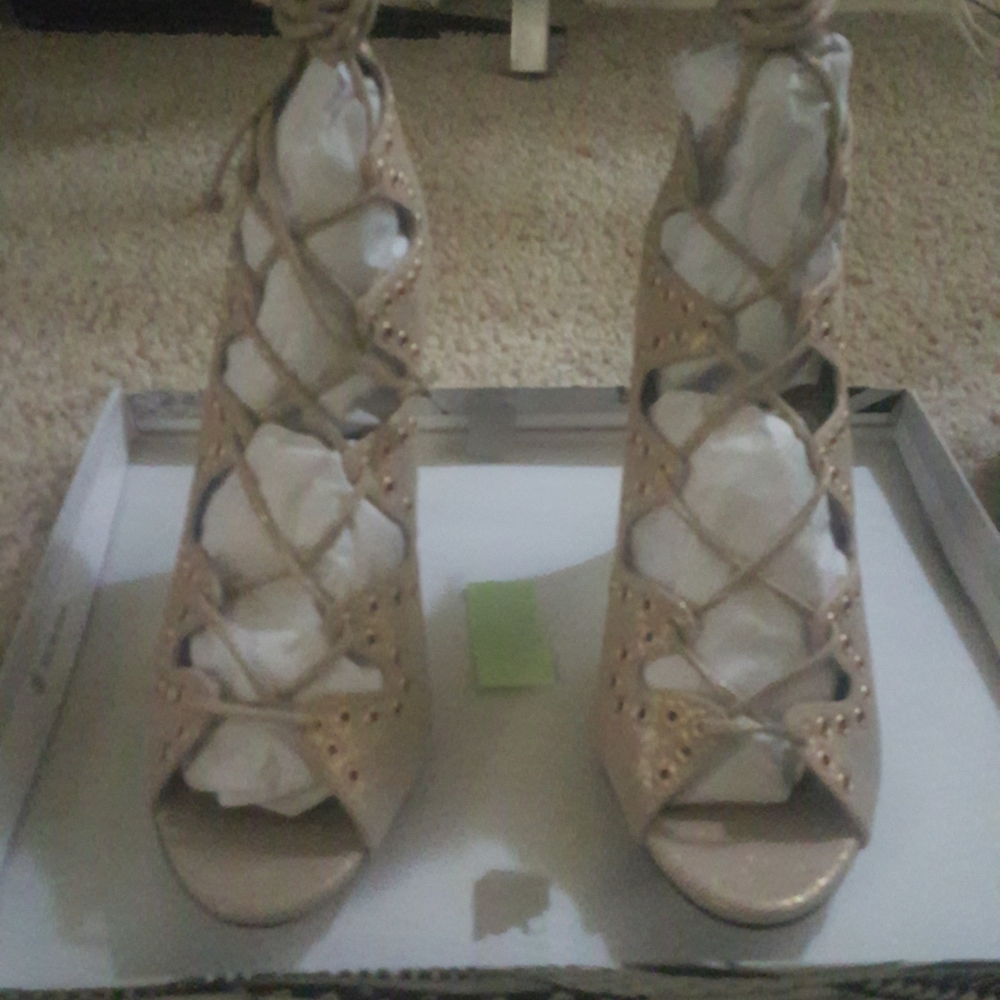 High heel shoes